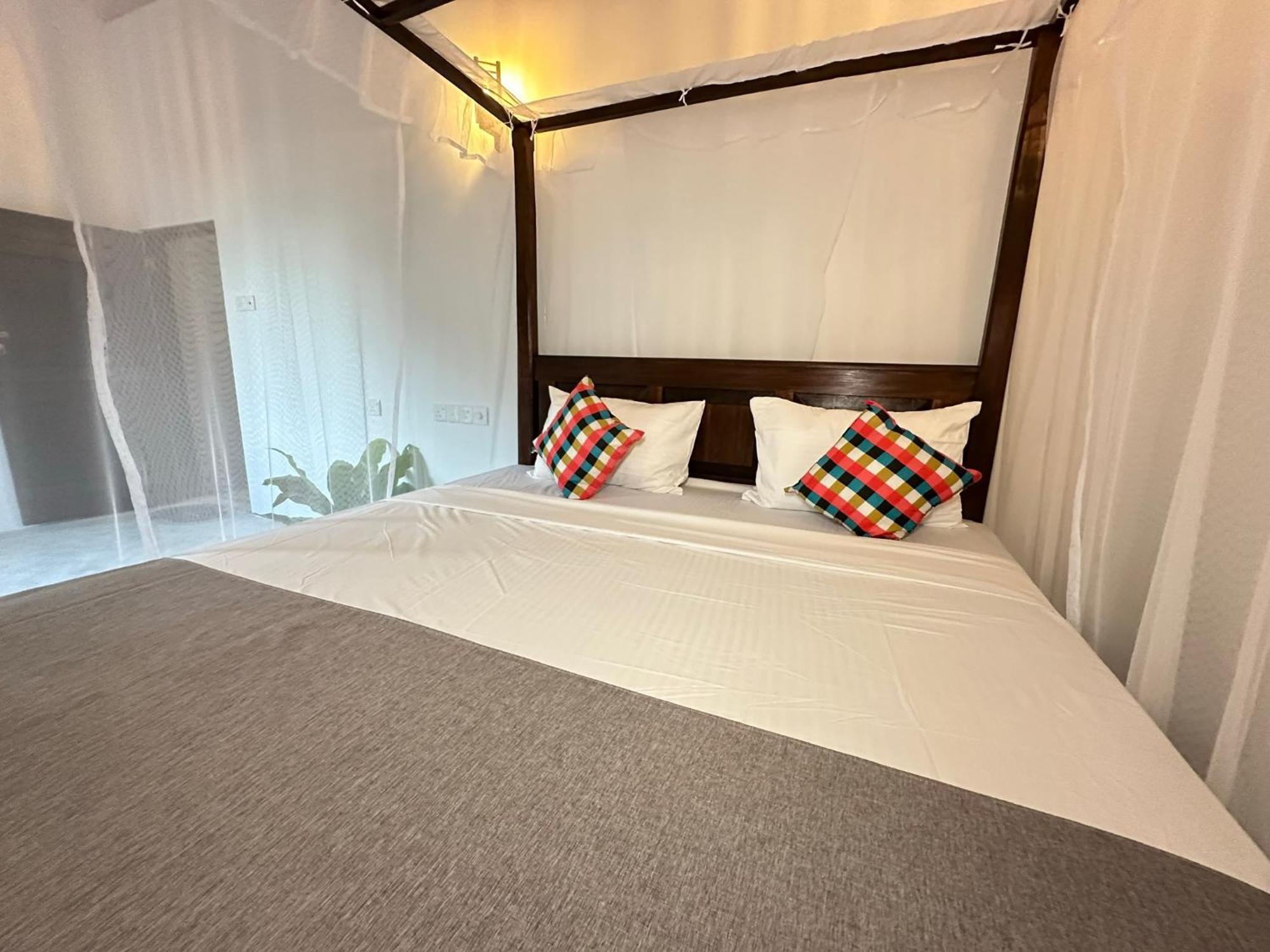 Sunliya Resort Tangalle Extérieur photo